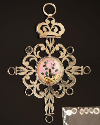 PENDENTIF en argent min 800/°° de Chevalier...