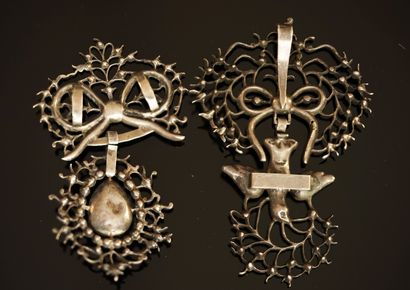 SET in silver min 800/°° including 1 HOLY...