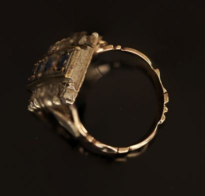 9K (375/°°) yellow gold and min. 800/°° silver...