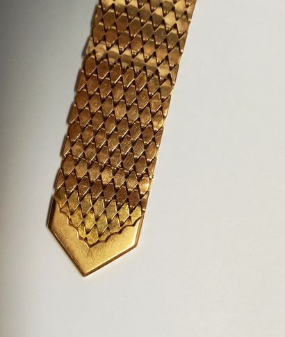18K (750/°°) yellow gold BELT BRACELET, interlocking...
