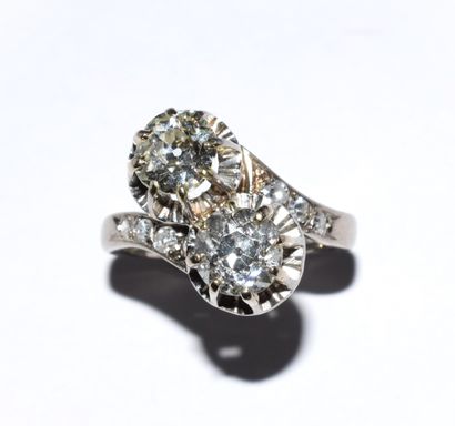 BAGUE en or blanc 18K (750°°) et platine...