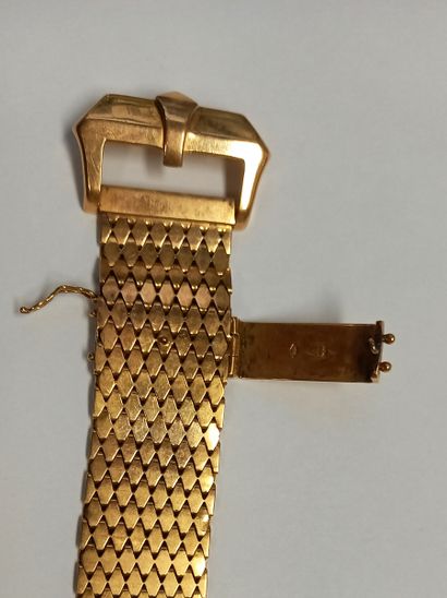 18K (750/°°) yellow gold BELT BRACELET, interlocking...
