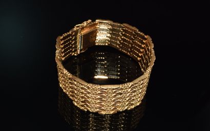 18K (750/°°) yellow gold BELT BRACELET, numbered...