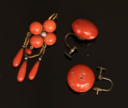 PAIR OF DORMEUSES in silver min 800/°° set...