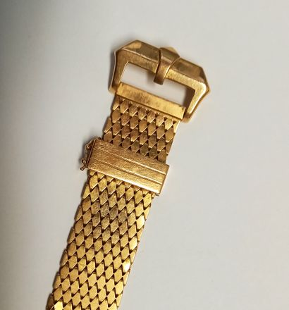 18K (750/°°) yellow gold BELT BRACELET, interlocking...