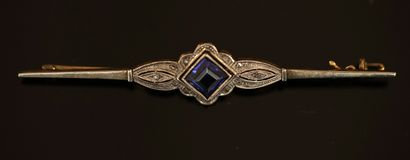 18K (750/°°) yellow gold and platinum BARRETTE...