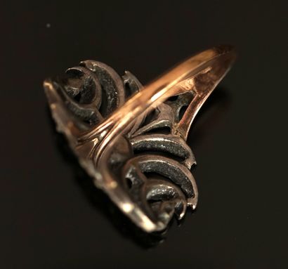 18K (750/°°) yellow gold and min. 800/°°...