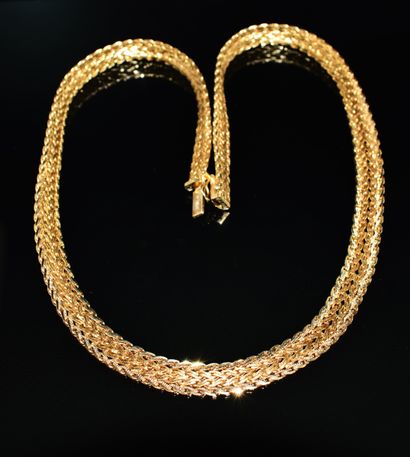 NECKLACE in 18k (750/°°) yellow gold with...