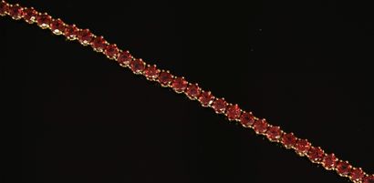 BRACELET ligne en argent doré 925/°° serti...