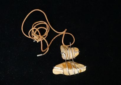 PENDENTIF vintage composé de 2 jaspes de...