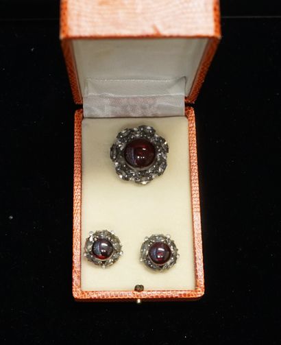 PARURE COUTURE vintage comprenant 1 BROCHE...
