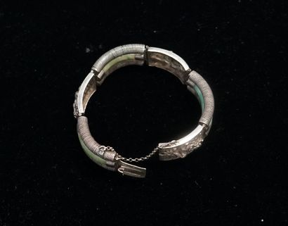 BRACELET en argent min 800/°° articulé composé...