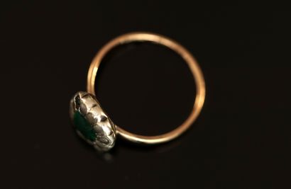 FINE BAGUE en or et argent sertie de strass...