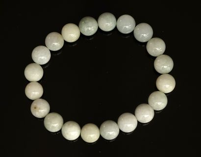 BRACELET de perles rondes de jade vert blanc...