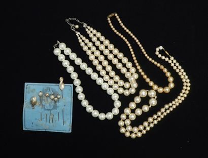 FANTAISIE - ENSEMBLE en perles d'imitation...