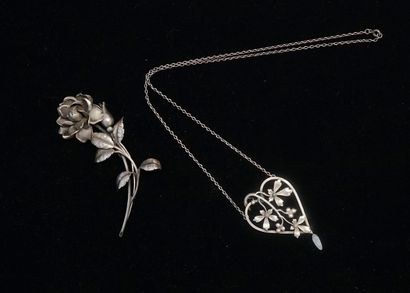 ENSEMBLE comprenant 1 BROCHE en argent min...