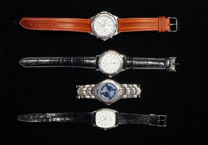 ENSEMBLE de 4 MONTRES bracelet en acier :...