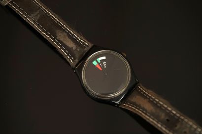 SWATCH 1988 - MONTRE BRACELET fond noir,...