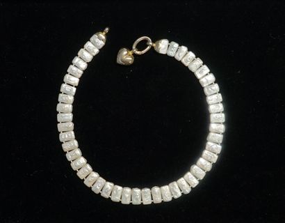 COLLIER composé de perles de culture d'eau...