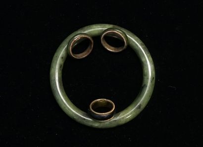 ENSEMBLE comprenant 1 BRACELET jonc en jade...