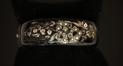 BRACELET jonc rigide ancien, ouvrant, en...