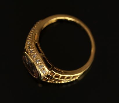 BAGUE en argent doré 925/°° sertie d'une...