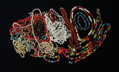 FANTAISIE - IMPORTANT LOT de COLLIERS en...