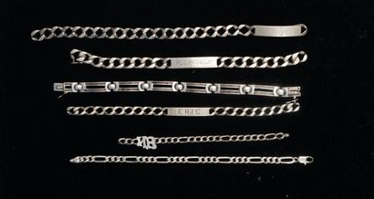 ENSEMBLE en argent min 800/°° comprenant...