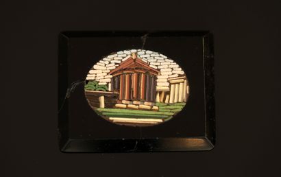 PLAQUE rectangulaire centrée d'une micro...