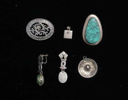 ENSEMBLE en argent 925/°° comprenant 3 PENDENTIFS...