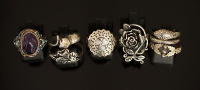 ENSEMBLE en argent min 925/°° et 800/°° comprenant...
