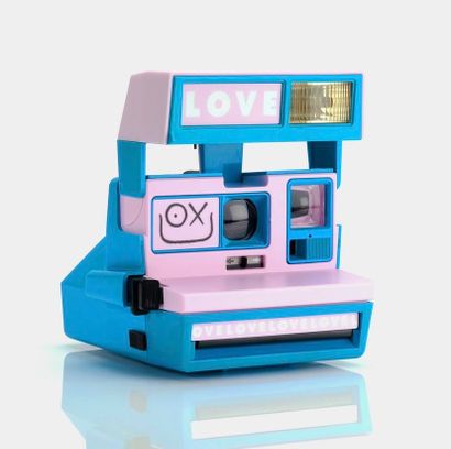 André Saraiva
Polaroid 600 Mr. Love Cam Edition,...