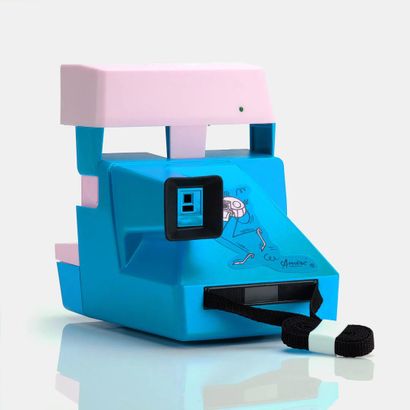 André Saraiva
Polaroid 600 Mr. Love Cam Edition,...