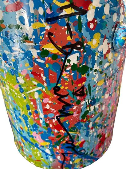 MR. BRAINWASH (Né en 1966)
Splash Paint Bucket...