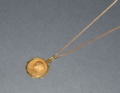 CHAINE en or jaune 18K (750/°°) à maille...