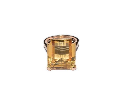 BAGUE COCKTAIL en or rose 18K (750°/°°),...