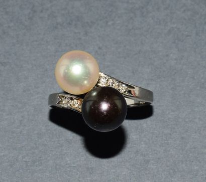 18K (750/°°) white gold 