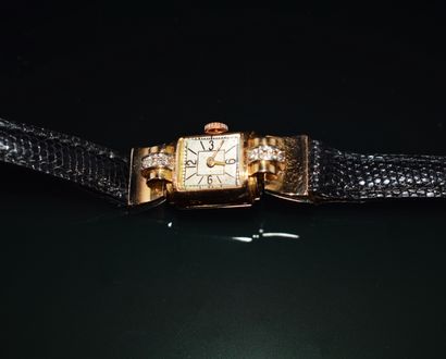 MONTRE en or jaune 18K (750/°°) Art Déco...