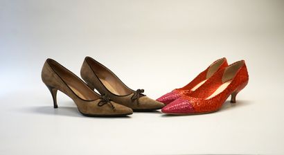 JET SET - 2 PAIRS OF ESCARPINS one in beige...