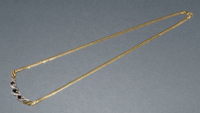 COLLIER en or jaune 18K (750/°°) à maille...