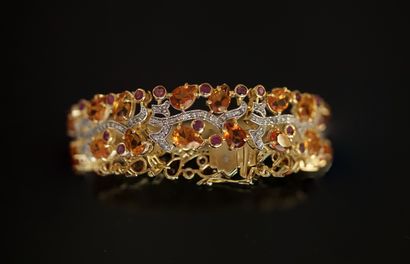 BRACELET en argent doré 925/°°, à motif de...