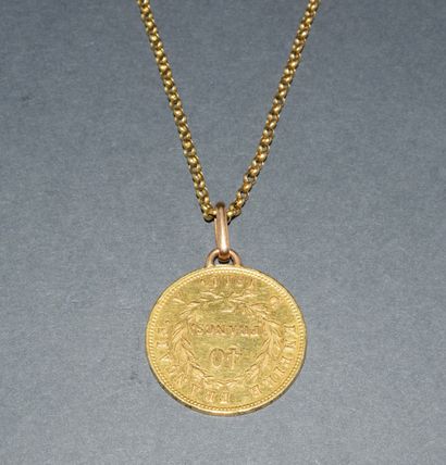 COLLIER en or jaune 18K (750/°°) à maille...