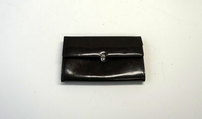 DIOR - Patent leather wallet in chocolate...
