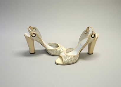 DOLCE GABBANA - PAIR OF SANDALS in ivory...