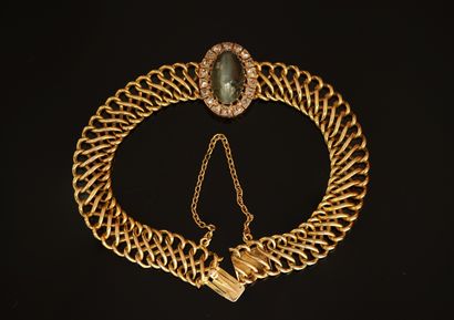 BRACELET en or jaune 18k (750/°°) à maillons...