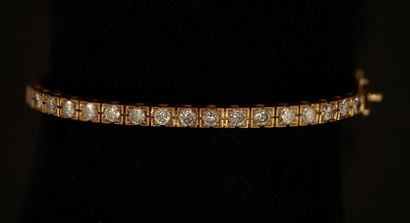 BRACELET JONC opening in 18K (750/°°) yellow...