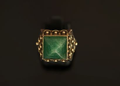RING in 18K (750/°°) yellow gold and min....