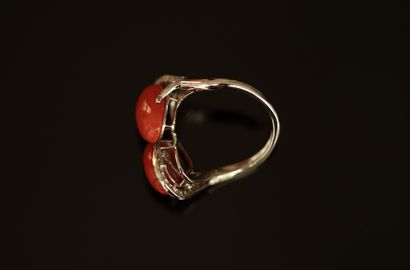 Sur désignation - BAGUE en or gris 18k (750/°°)...