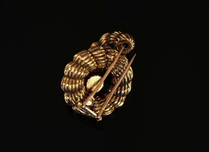 HERMES - CORSAGE CLIP in 18K (750/°°) yellow...