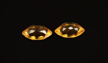 2 CITRINES sur papier taille marquise pouvant...